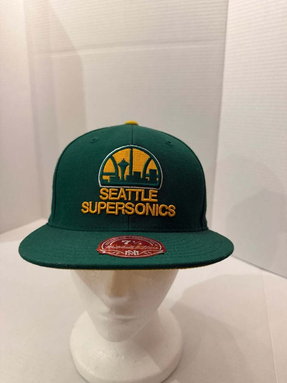 Mitchell & Ness Seattle SuperSonics Fitted Hat Size 7 1/4 Green
